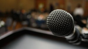 microphone-nichodemus